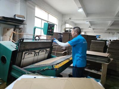 太湖金融精準紓困 助力紙制品銷售企業破局前行，邁向高質量發展